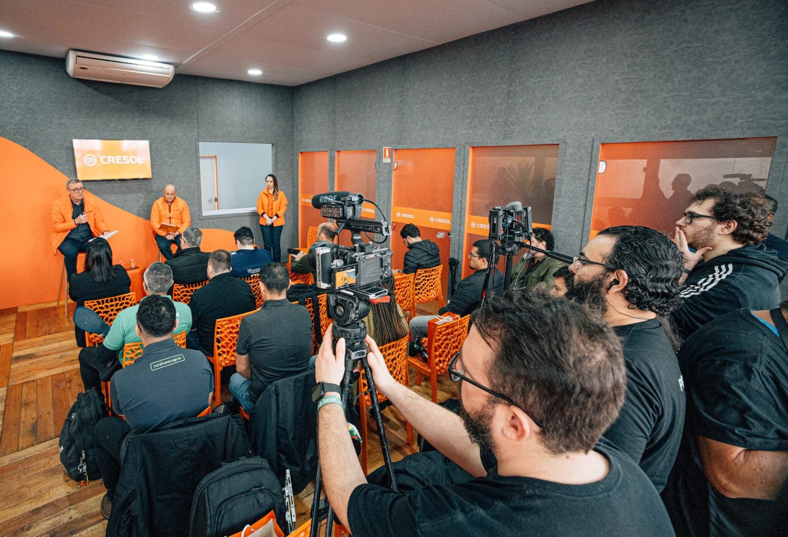 Cresol recebe a imprensa no seu estande na Expointer