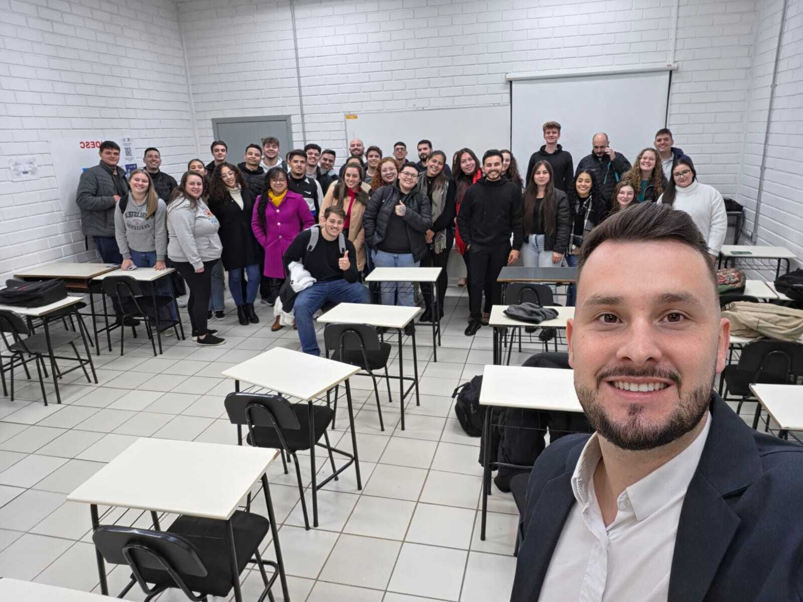 Educação financeira é tema de ações da Cresol Ativa Educação financeira é tema de ações da Cresol Ativa