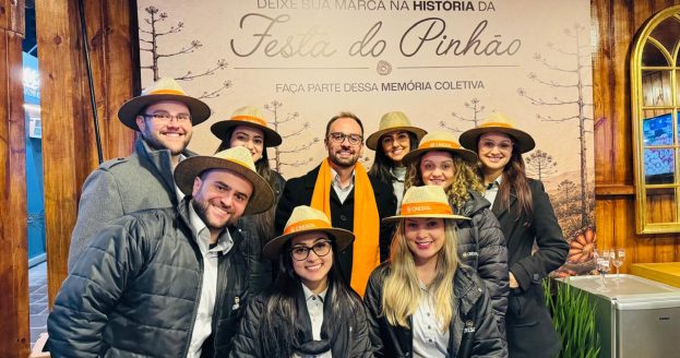 Equipe da Cresol Planalto Sul na Festa Nacional do Pinhão em Lages