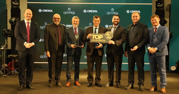 Representantes da Cresol Goiás, cooperativa premiada na categoria Bronze.