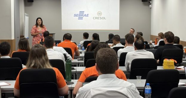 Empreendedores catarinense participam de projeto para qualificação dos negócios