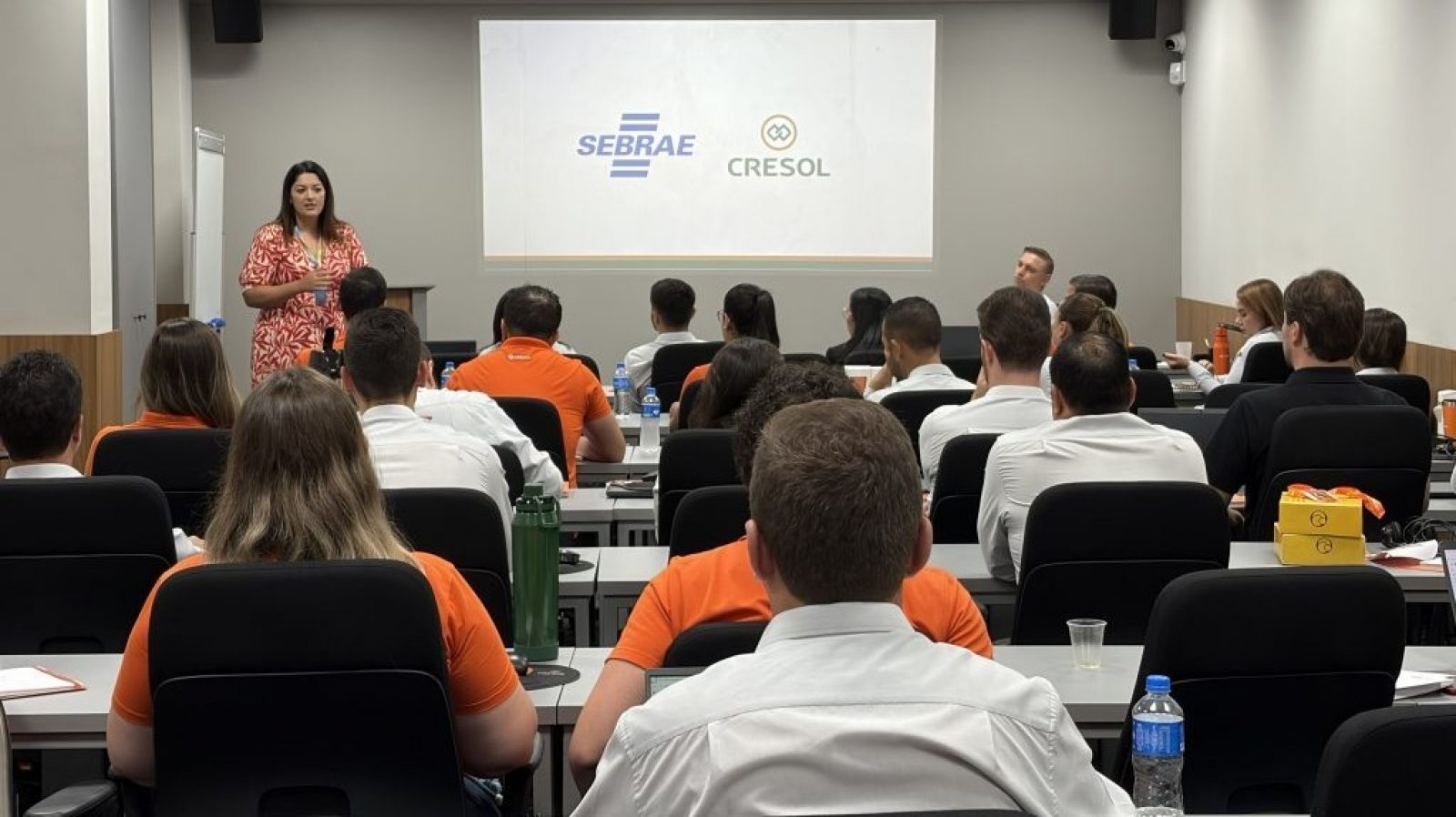 Empreendedores catarinense participam de projeto para qualificação dos negócios