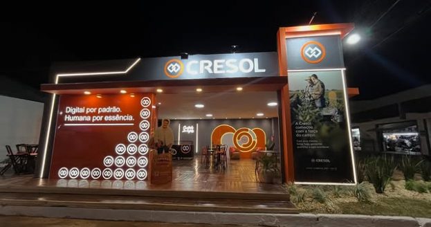 Momentos da participação da Cresol na Fenasoja 2026, promovendo conexões, aprendizado e cooperativismo