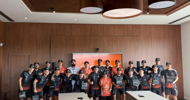 Pioneira renova o patrocínio do time Galo Futsal (3)