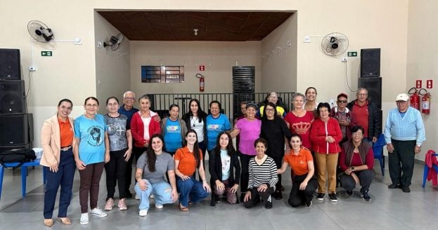 Turma do projeto Ativa Idade em Ivinhema