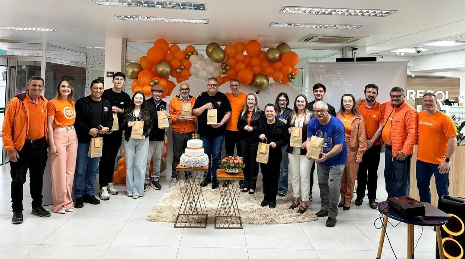 Cresol Raiz apresenta indicadores para imprensa regional