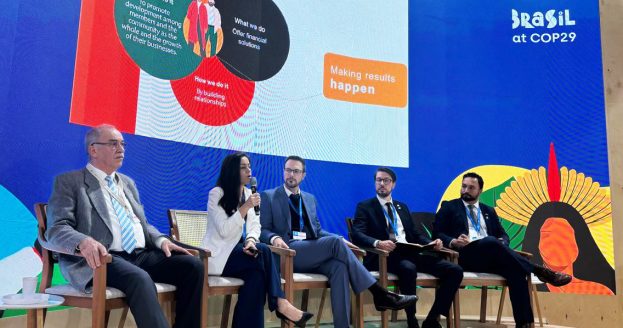 Cresol na COP 29 falando sobre finanças sustentáveis