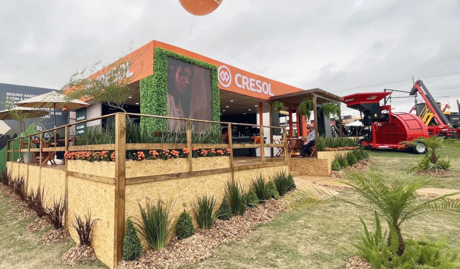 Em 2023, a cooperativa movimentou mais de R$ 41 milhões em propostas protocoladas durante a feira