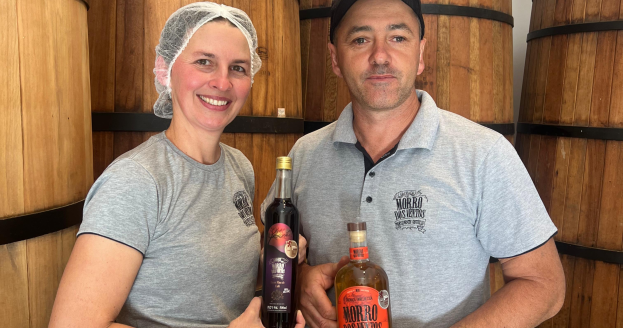 Cooperados Cresol recebem reconhecimento internacional pela produção de bebidas