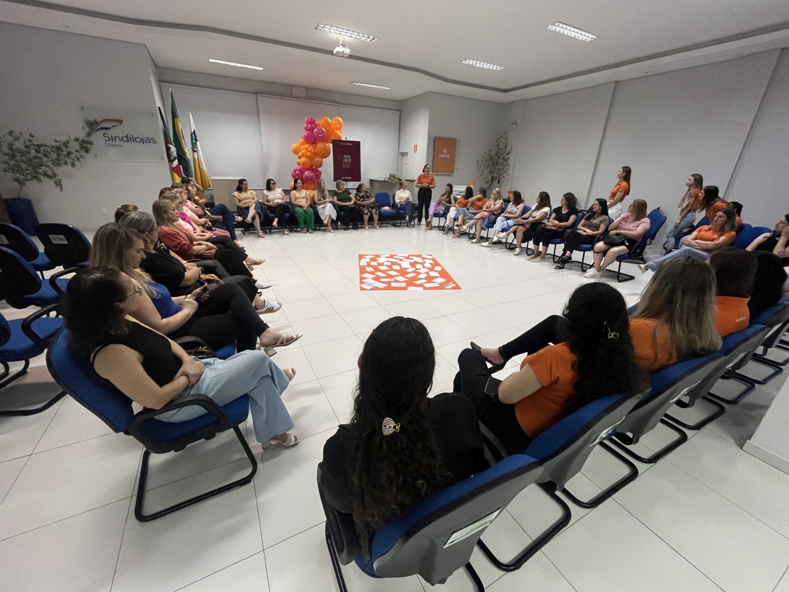 Encontro Potencializa Elas reúne mulheres para desenvolvimento e troca de experiências no cooperativismo