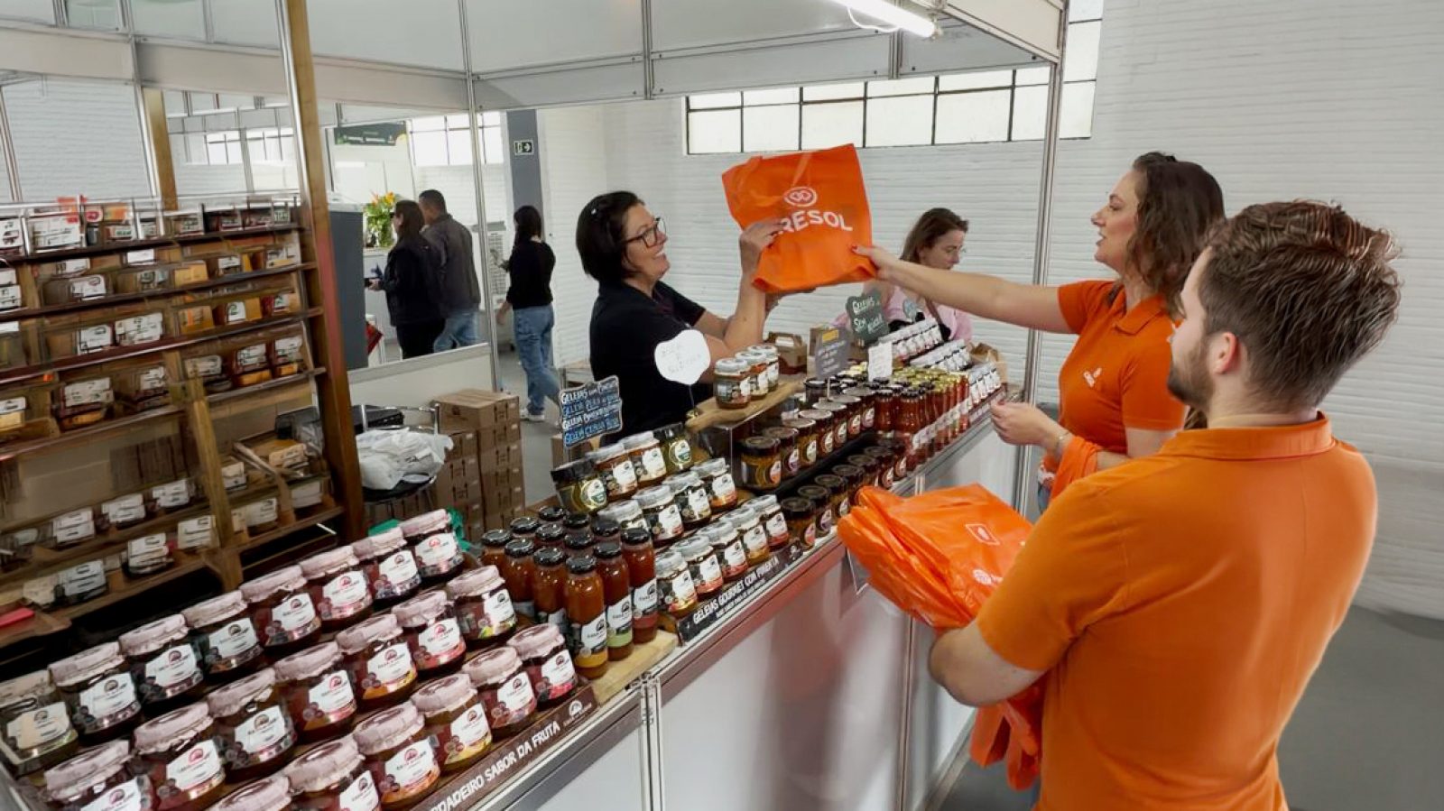 pavilhao-cresol-Espaço- mostra-a-força-das- agroindústrias-familiares